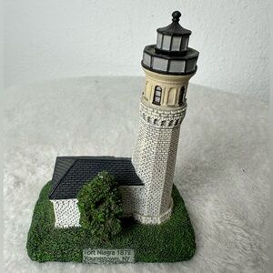 Vintage Lefton Fort Niagara 1872 Youngstown, New York Lighthouse in Ceramic